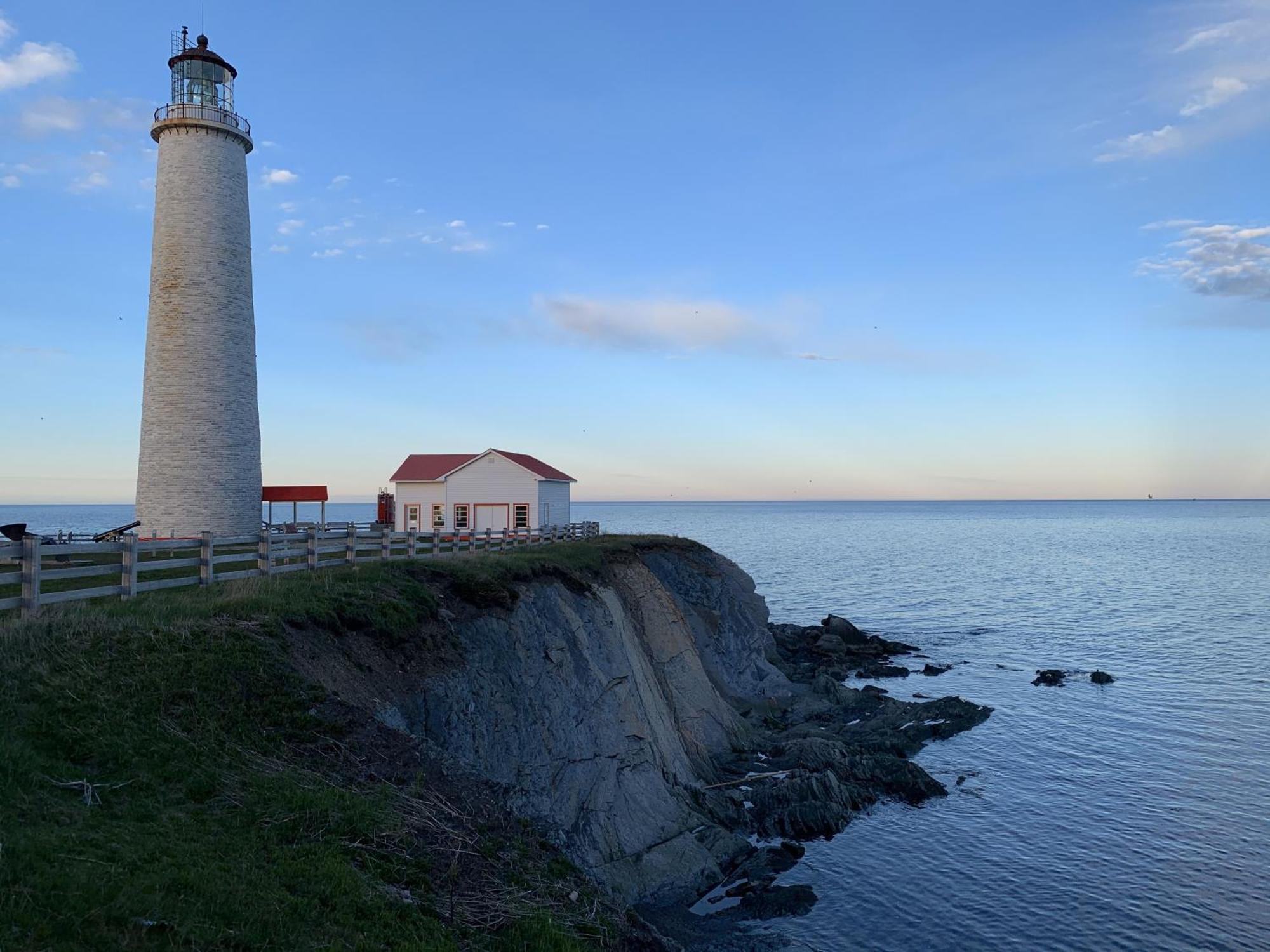 Motel Du Haut Phare Cap-des-Rosiers Exteriör bild